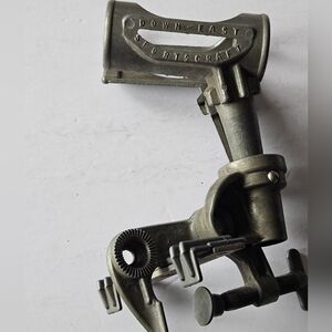 *SOLD* Down-East Sportscraft Rod Holder Single Clamp Yarmouth Maine Vtg Fishing